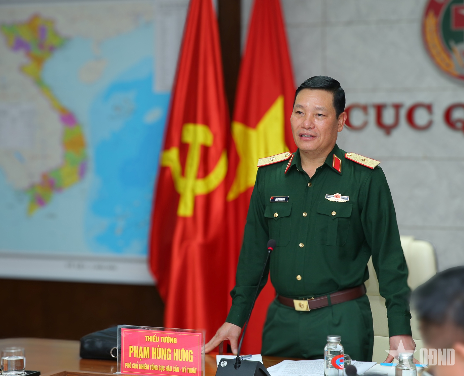 Thiếu tướng Phạm Hùng Hưng làm việc với Cục Quân y